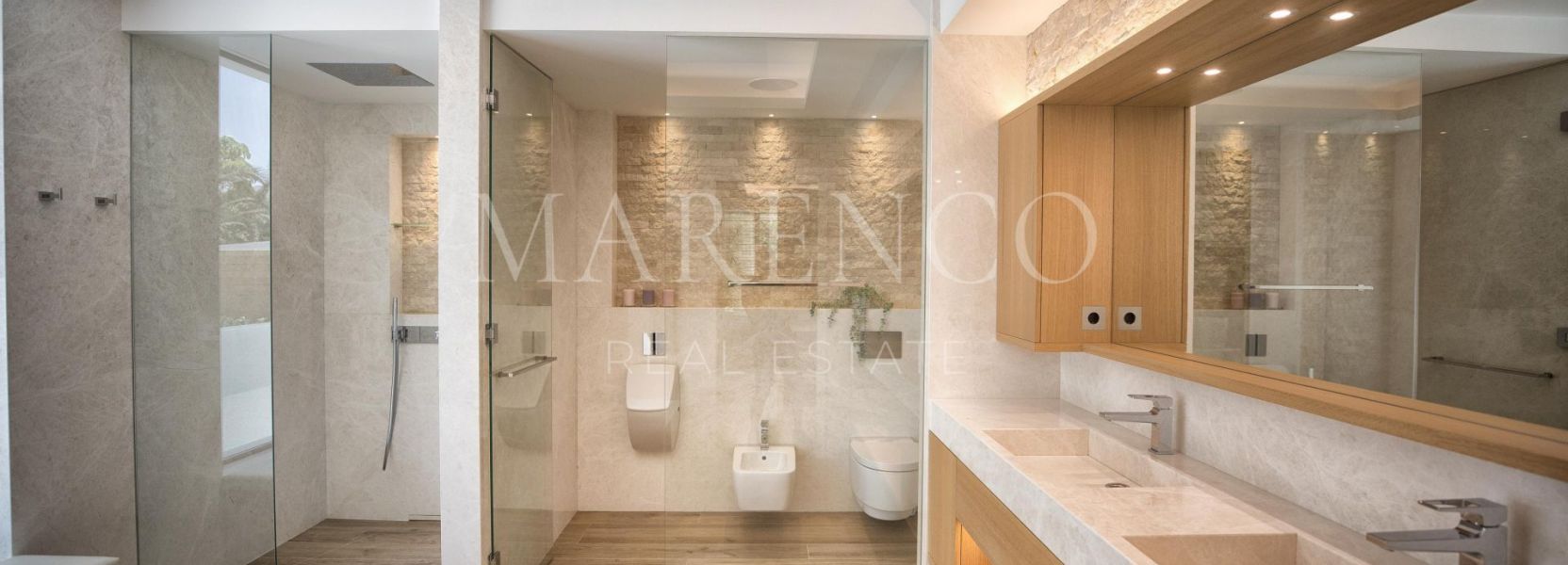 Villa  en El Paraiso, Estepona Este, Estepona