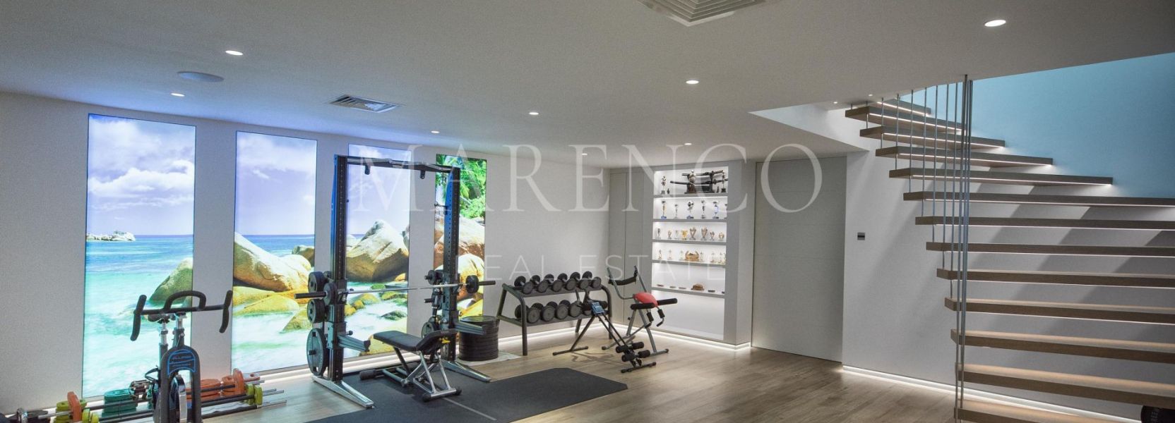 Villa  en El Paraiso, Estepona Este, Estepona