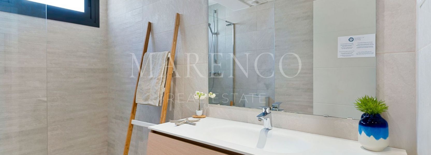 Apartamento  en Cortijo del Golf, Estepona Este, Estepona