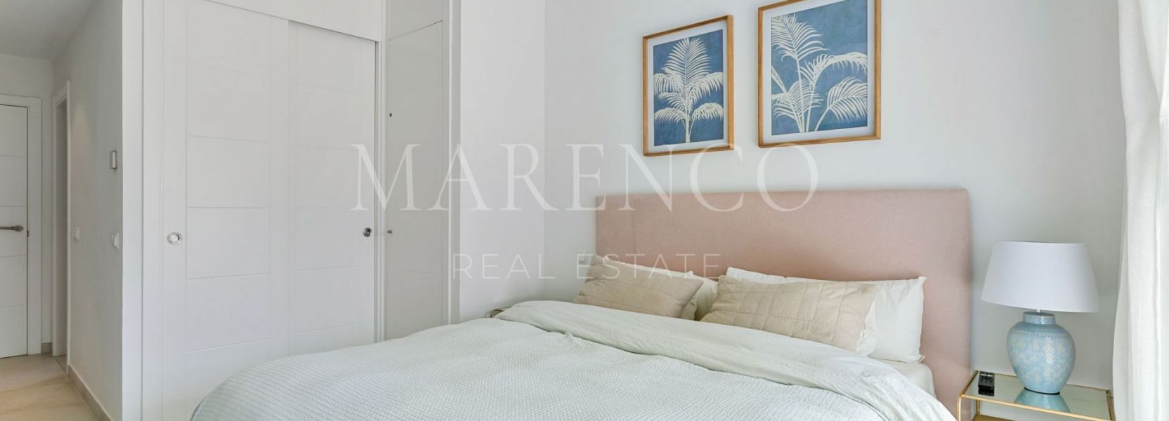 Apartamento  en Cortijo del Golf, Estepona Este, Estepona