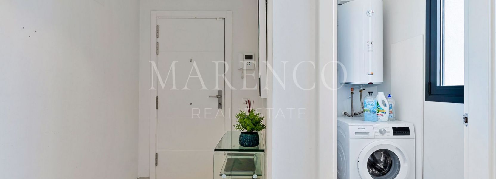 Apartamento  en Cortijo del Golf, Estepona Este, Estepona