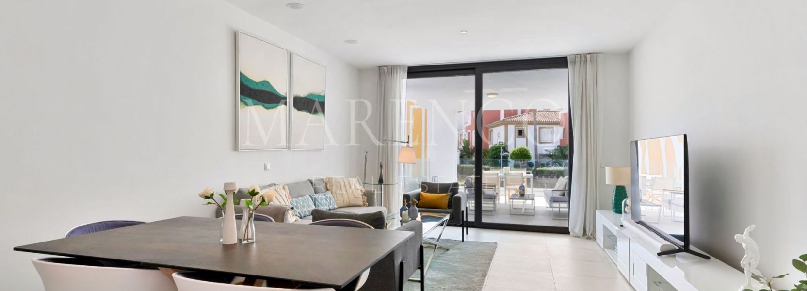 Apartamento  en Cortijo del Golf, Estepona Este, Estepona