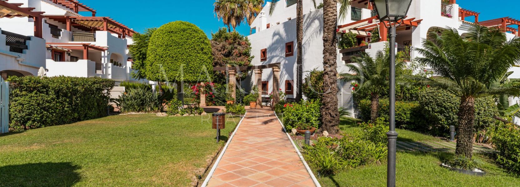 Apartamento Planta Baja  en San Pedro de Alcantara
