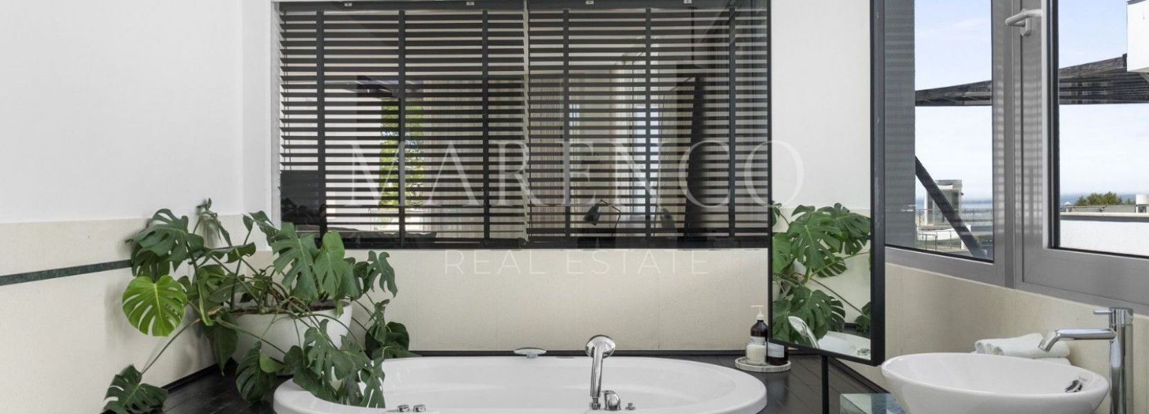 Villa in Sierra Blanca, Marbella Golden Mile, Marbella