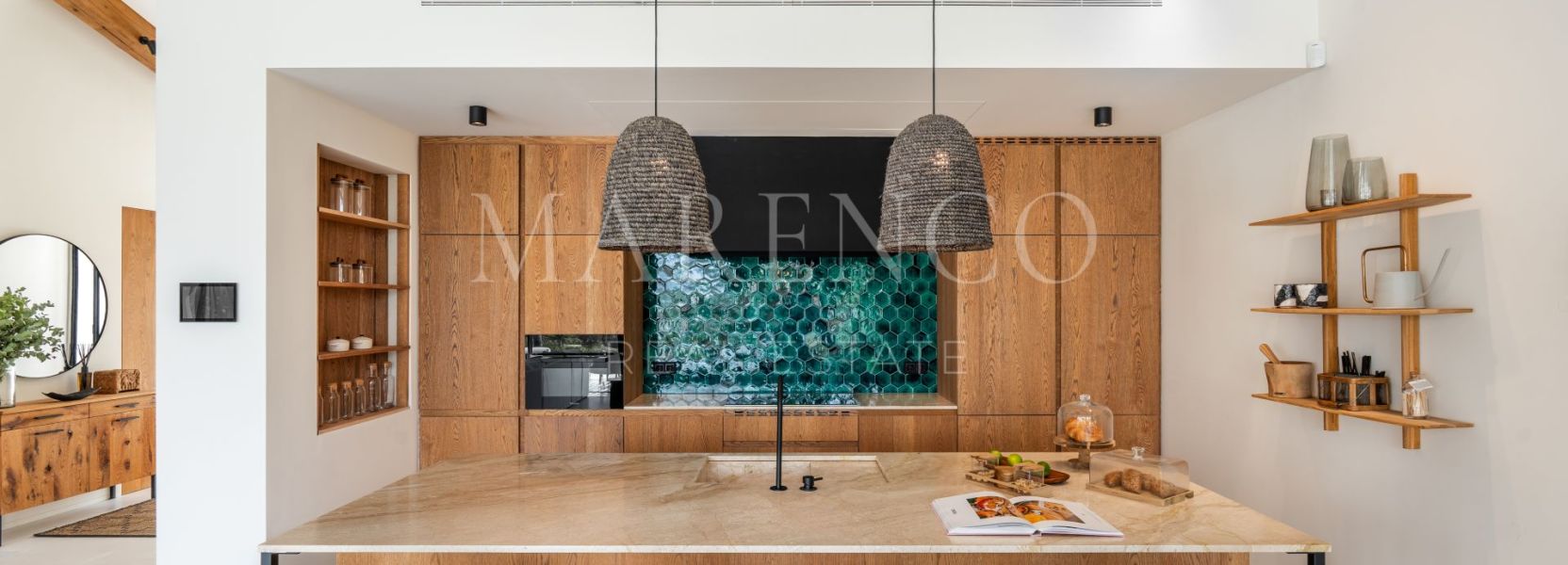 Villa in Los Naranjos Golf, Nueva Andalucia, Marbella