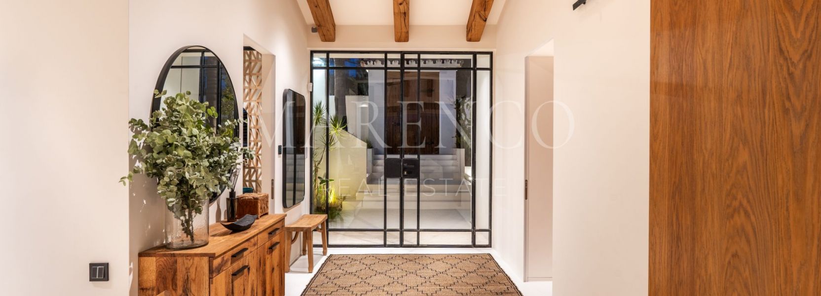 Villa in Los Naranjos Golf, Nueva Andalucia, Marbella