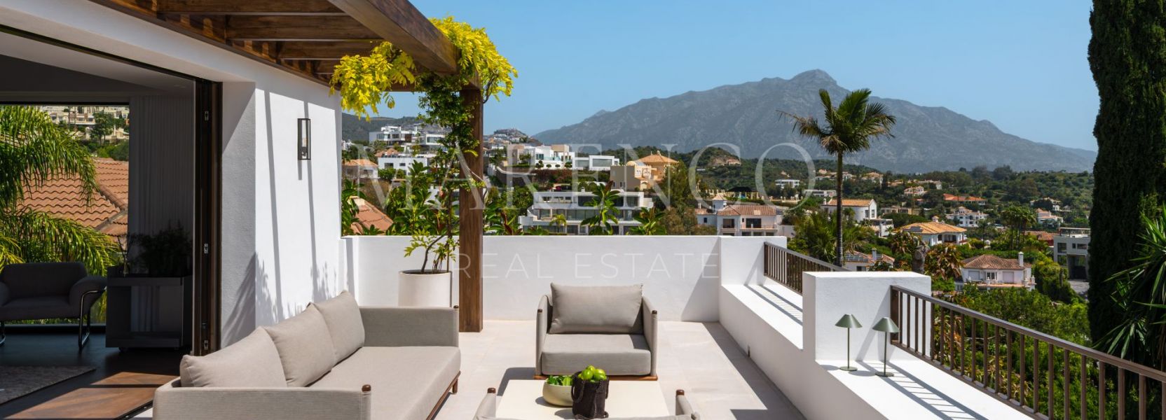 Villa  in El Herrojo, Benahavis