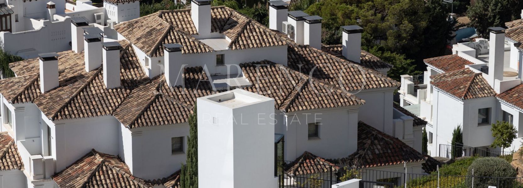 Zweistöckiges Penthouse  in 9 Lions Residences, Nueva Andalucia, Marbella