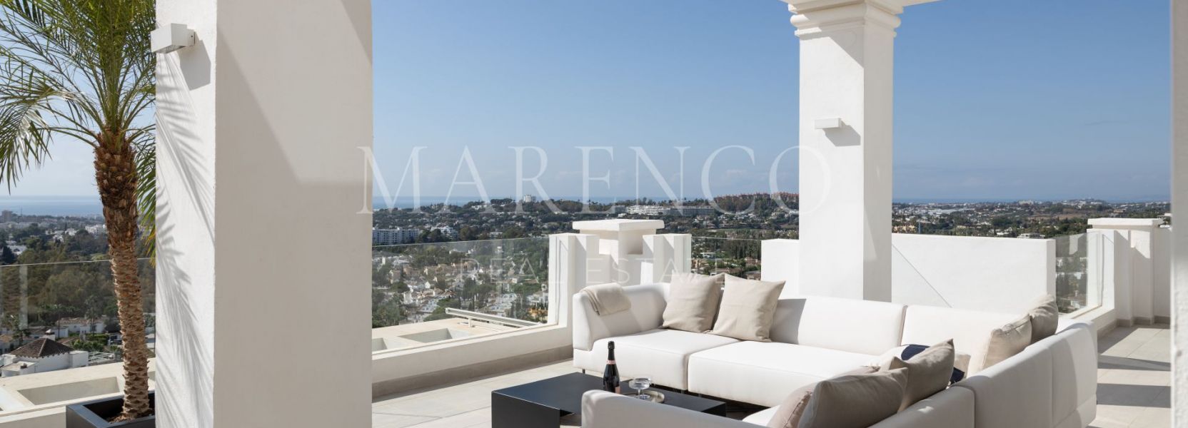 Zweistöckiges Penthouse  in 9 Lions Residences, Nueva Andalucia, Marbella