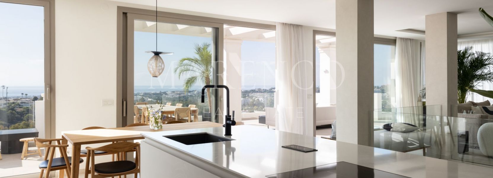 Zweistöckiges Penthouse  in 9 Lions Residences, Nueva Andalucia, Marbella