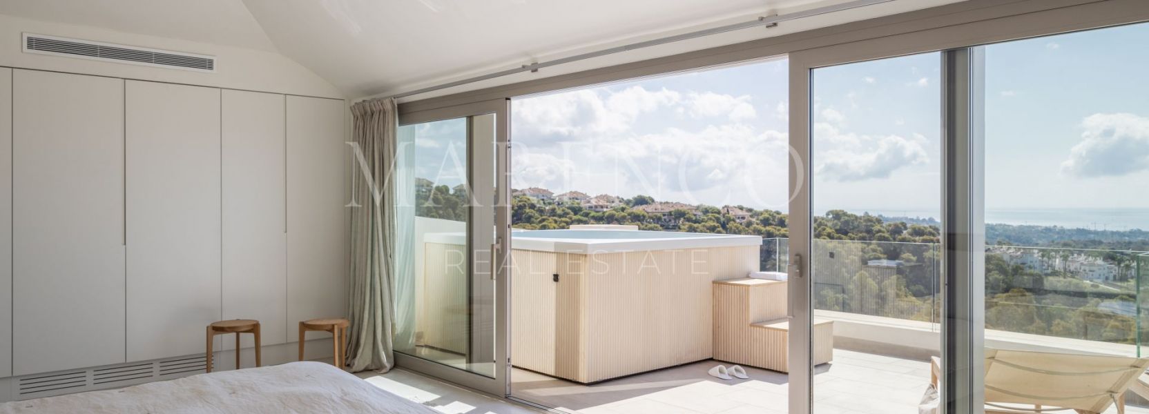 Zweistöckiges Penthouse  in 9 Lions Residences, Nueva Andalucia, Marbella