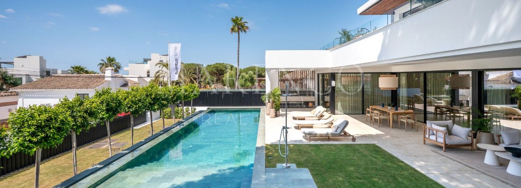 Villa  in Marbesa, Marbella Oost, Marbella