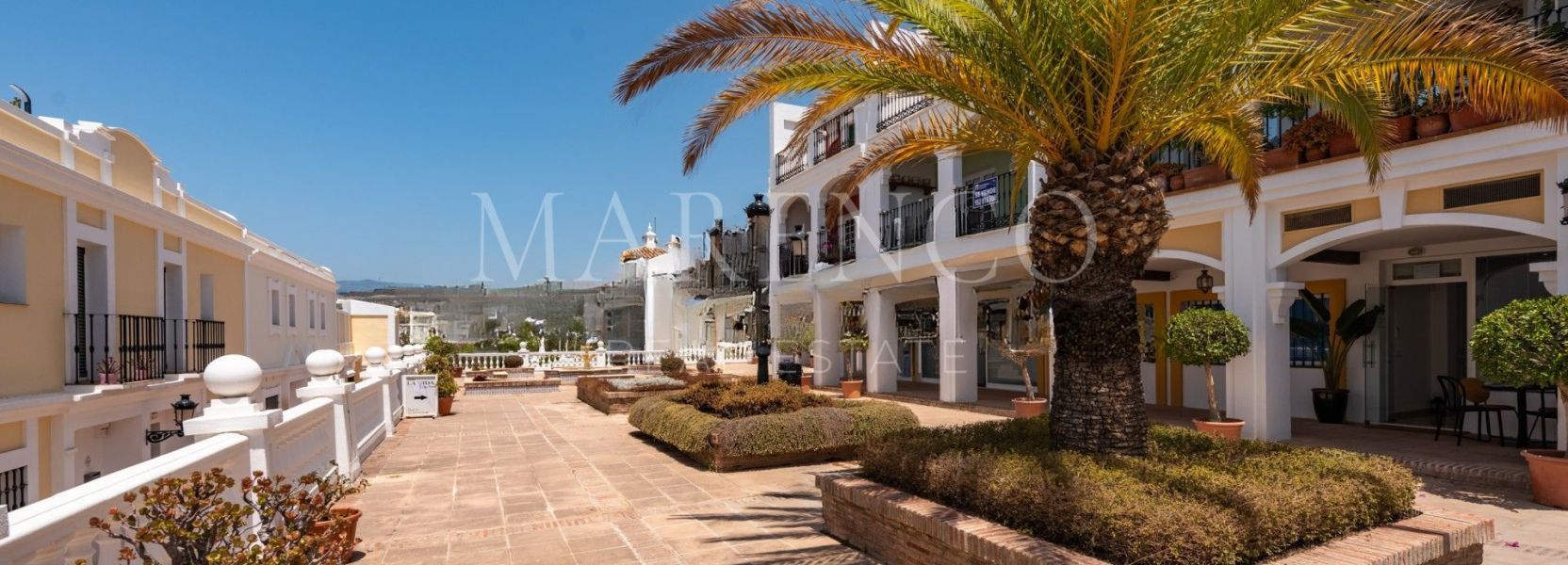 Reihenhaus  in Aloha Pueblo, Nueva Andalucia, Marbella