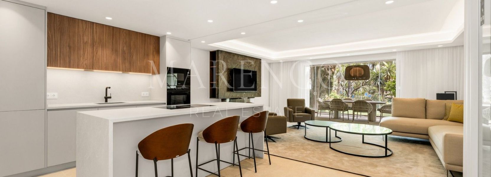 Reihenhaus  in El Velerin, Estepona Ost, Estepona