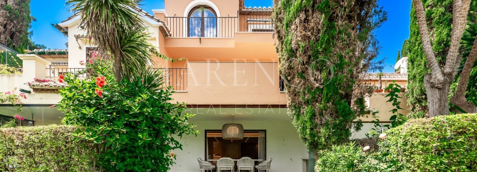 Reihenhaus  in El Velerin, Estepona Ost, Estepona