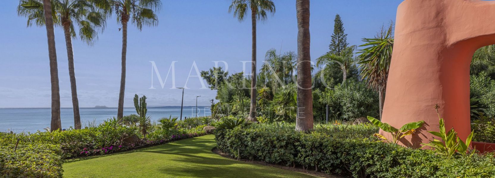 Appartement rez de chaussée  à Estepona