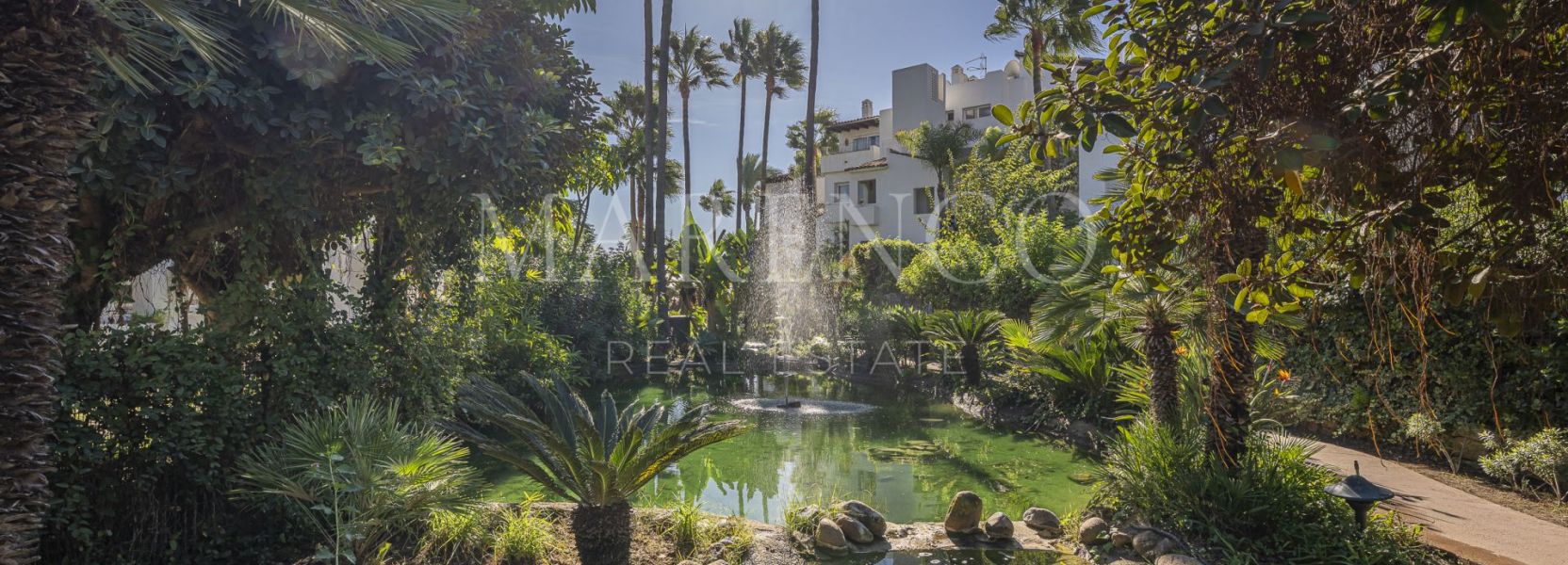 Appartement rez de chaussée  à Estepona
