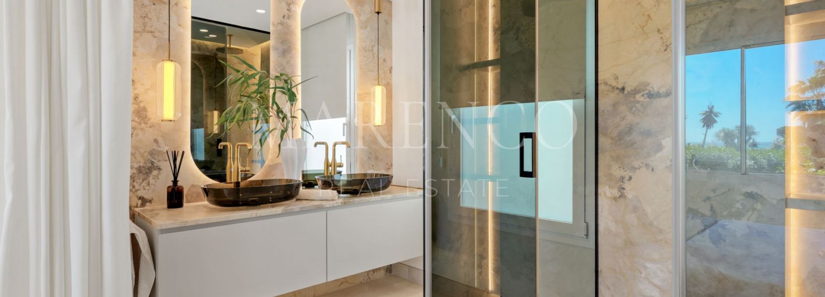 Appartement rez de chaussée  à Estepona