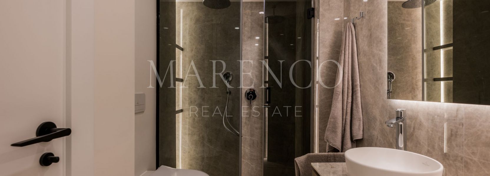 Appartement rez de chaussée  à Estepona