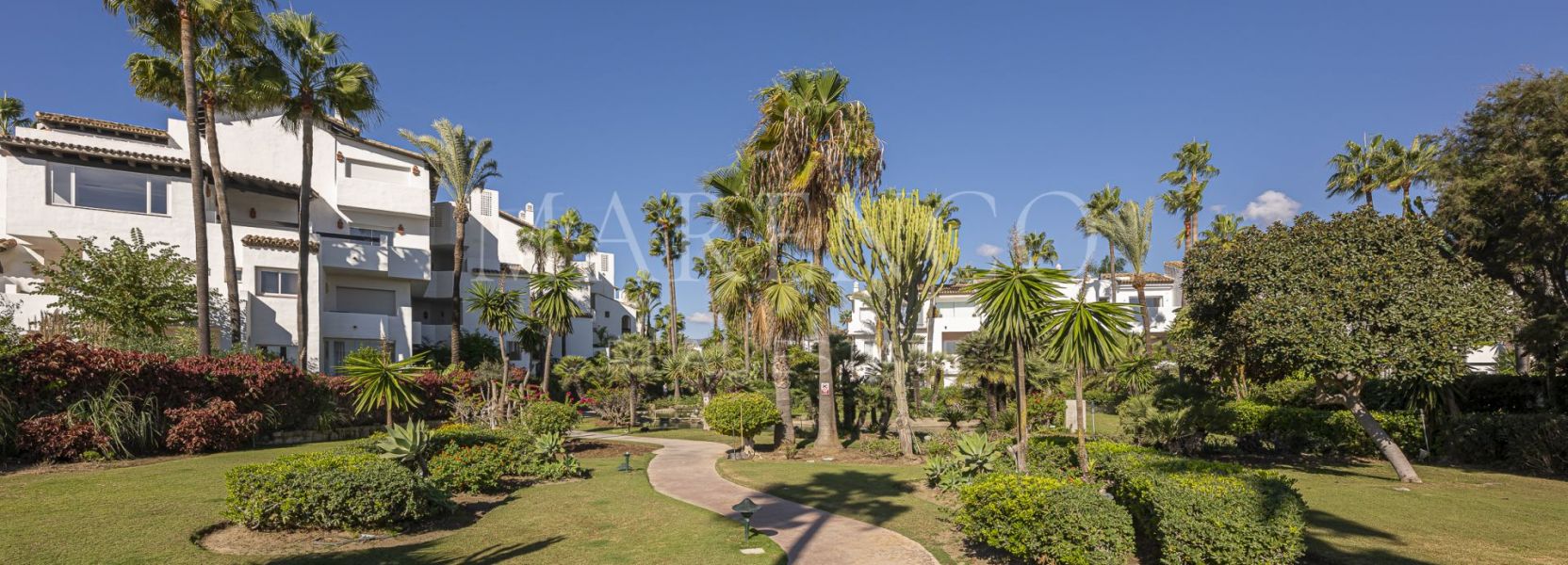 Appartement rez de chaussée  à Estepona