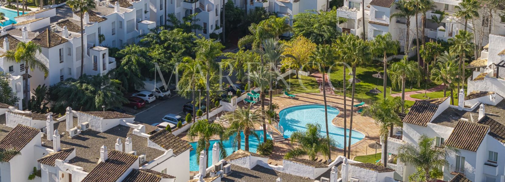 Appartement rez de chaussée  à Estepona