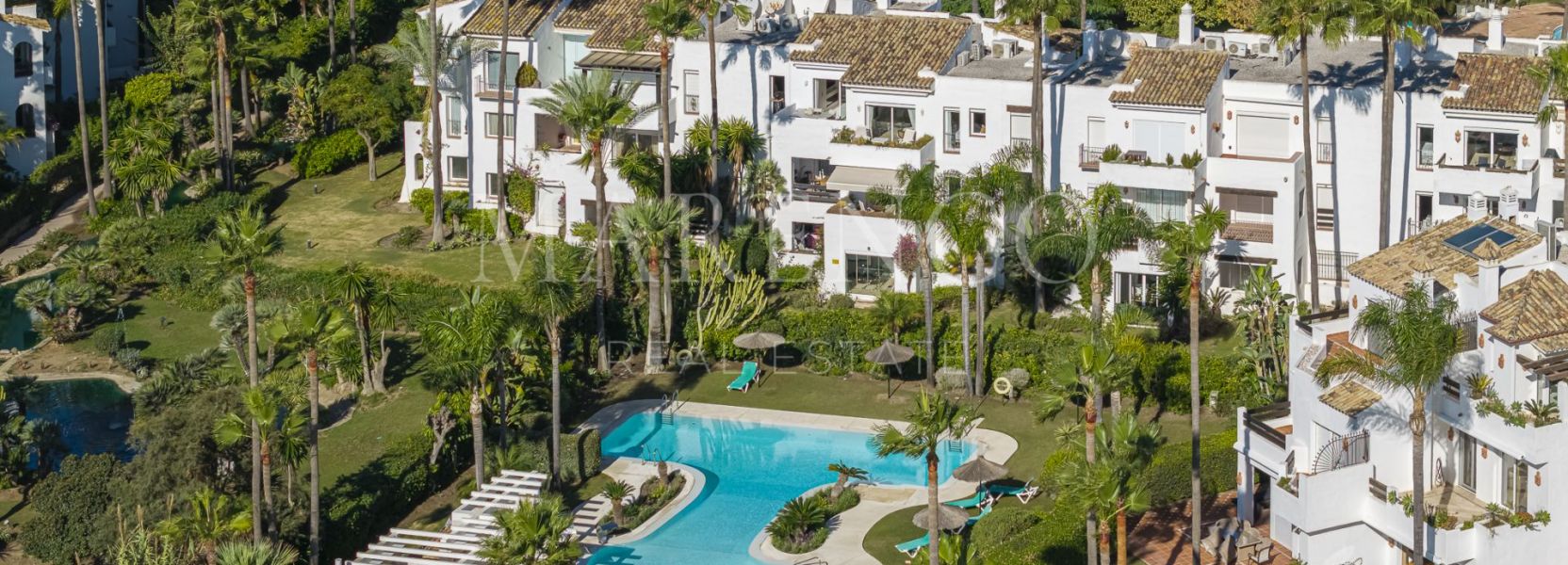 Appartement rez de chaussée  à Estepona