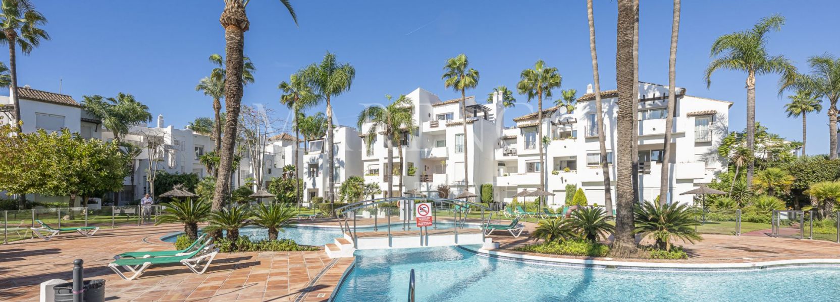 Appartement rez de chaussée  à Estepona