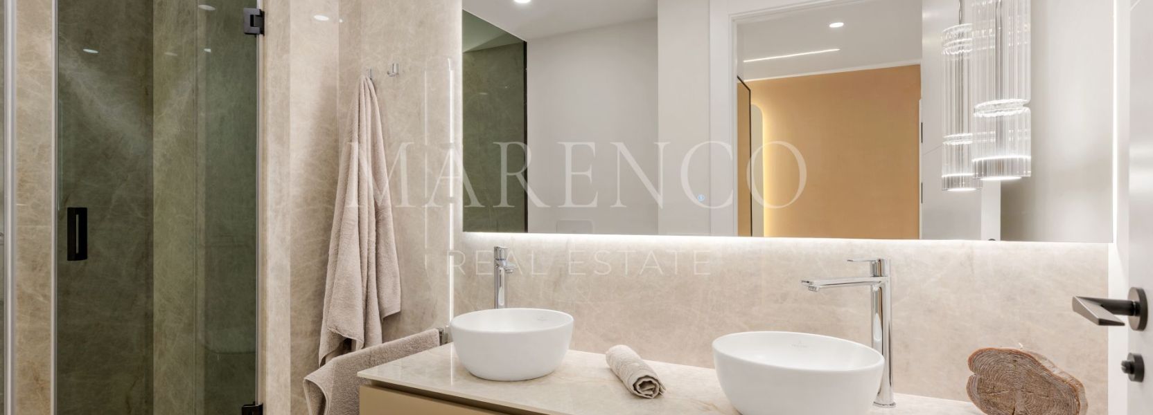 Appartement rez de chaussée  à Estepona