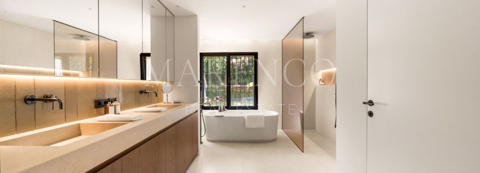 Villa in Marbella Golden Mile, Marbella
