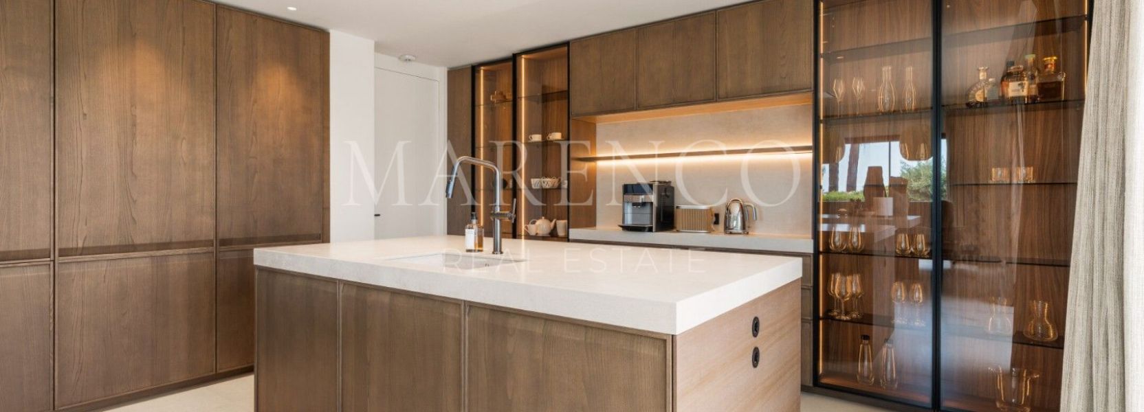 Villa in Marbella Golden Mile, Marbella