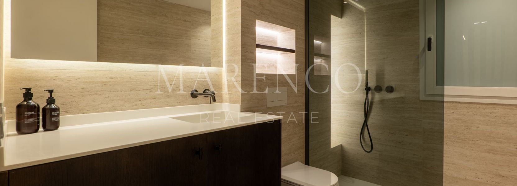 Penthaus  in Los Almendros, Benahavis