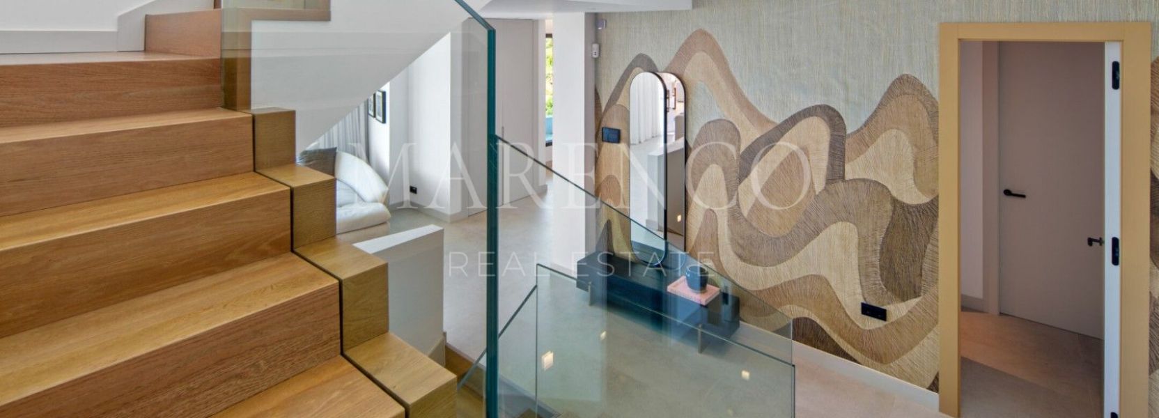 Villa  in El Rosario, Marbella East, Marbella