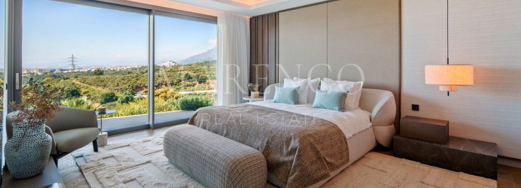 Villa  in El Rosario, Marbella East, Marbella