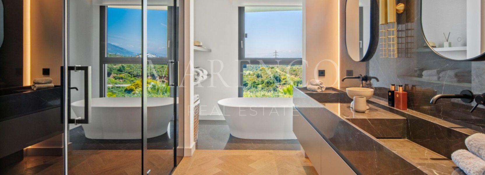 Villa  in El Rosario, Marbella East, Marbella