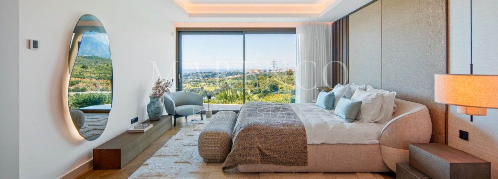 Villa  in El Rosario, Marbella East, Marbella