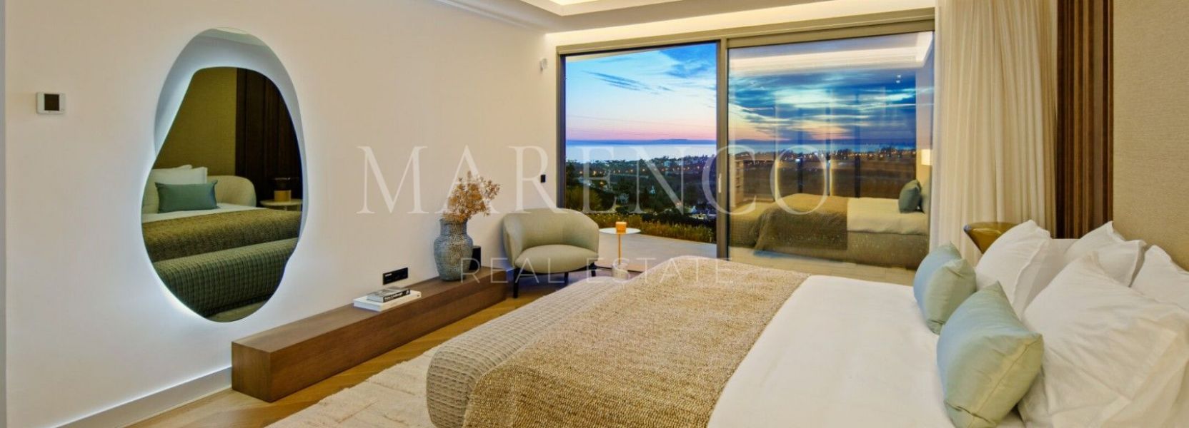 Villa  in El Rosario, Marbella East, Marbella