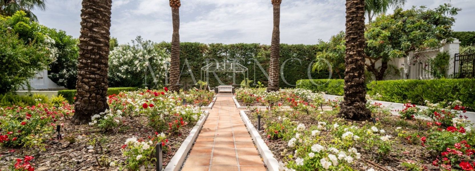 Villa in Sierra Blanca, Marbella Golden Mile, Marbella