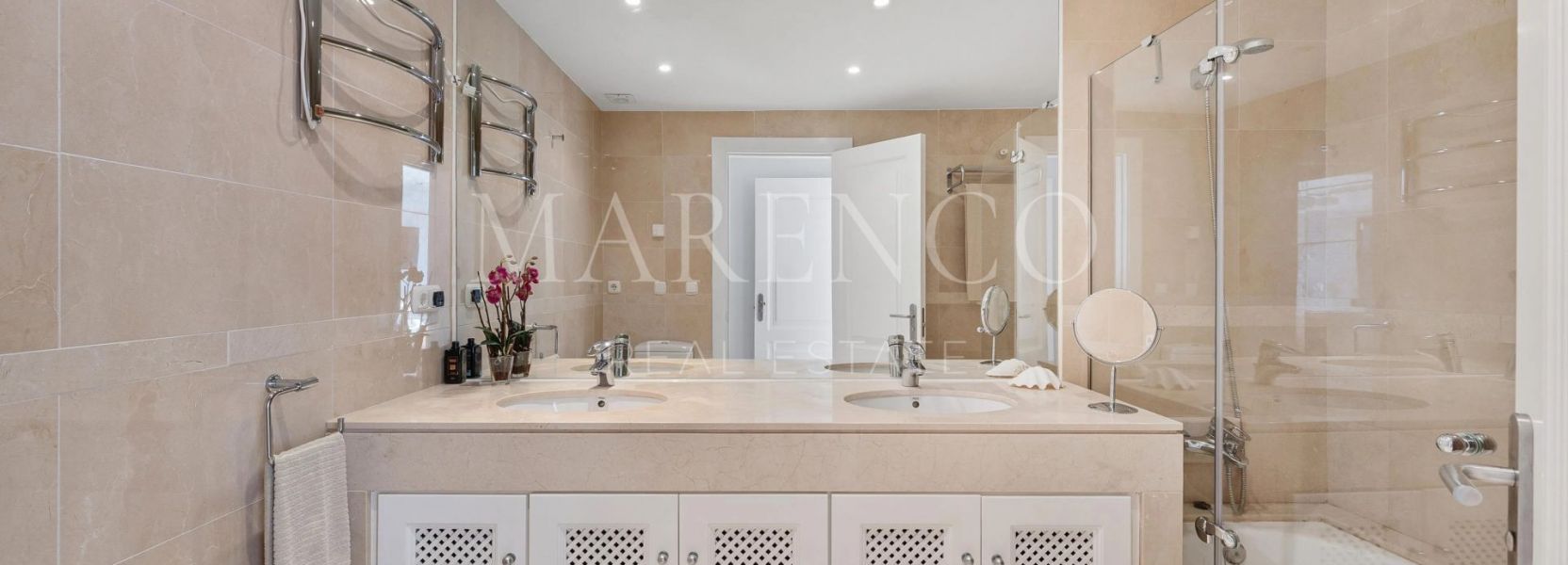 Atico Duplex en Las Tortugas de Aloha, Nueva Andalucia, Marbella