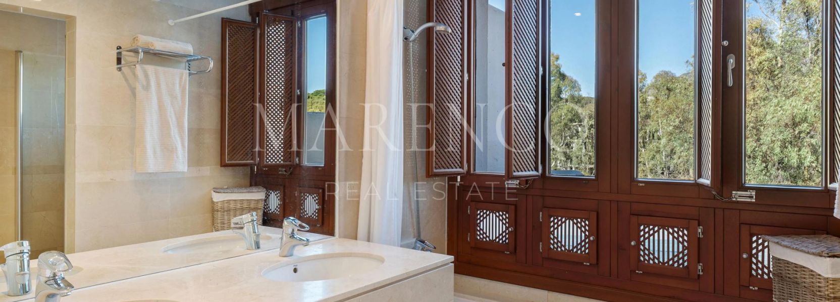 Atico Duplex en Las Tortugas de Aloha, Nueva Andalucia, Marbella