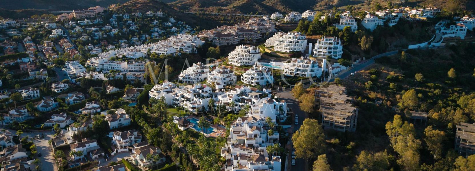 Atico Duplex en Las Tortugas de Aloha, Nueva Andalucia, Marbella