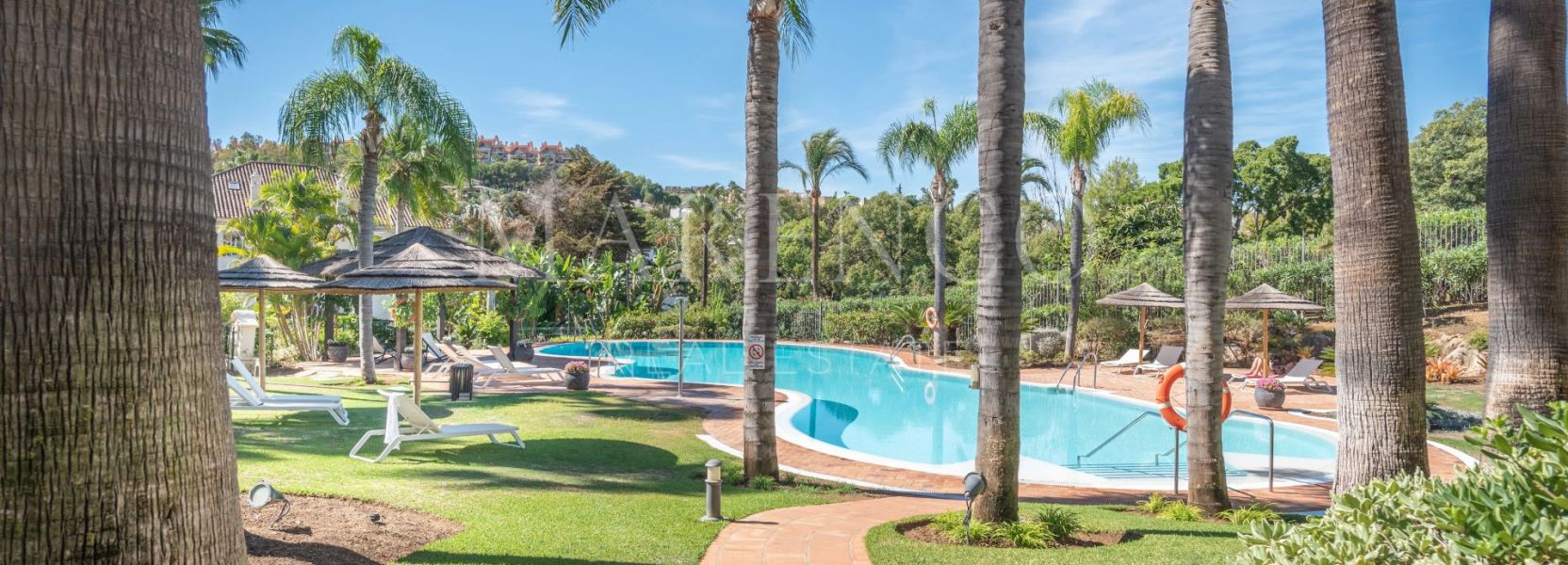 Duplex Penthouse in Las Alamandas, Nueva Andalucia, Marbella