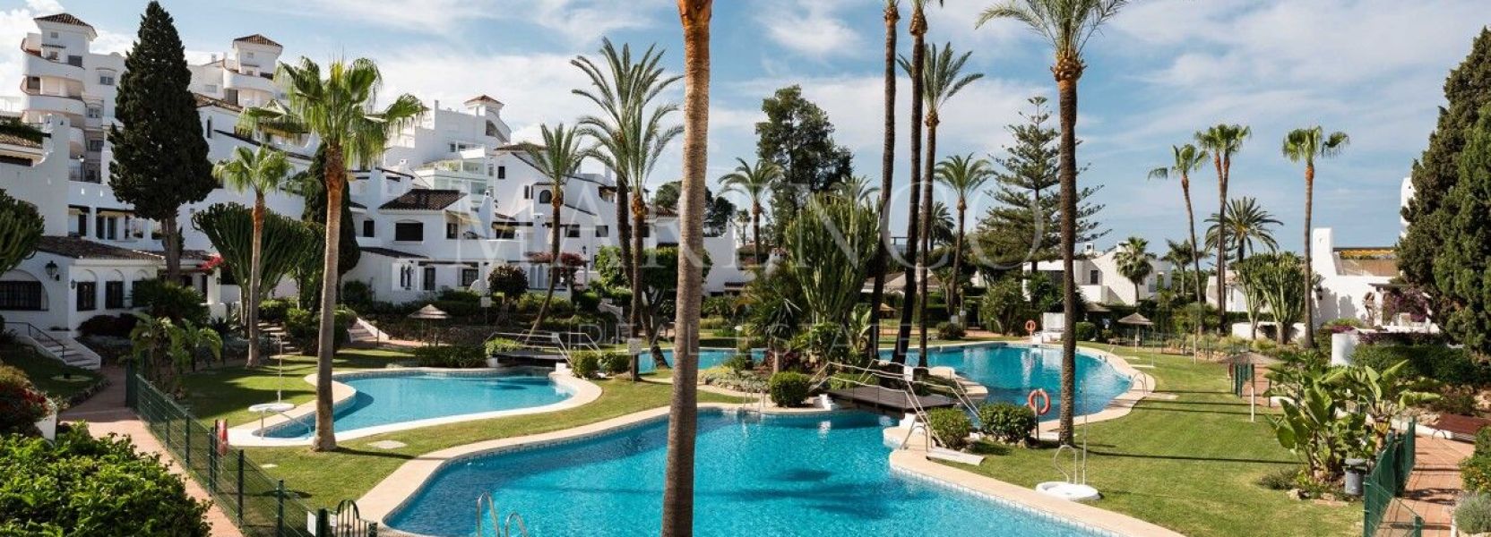 Appartement  in Aldea Blanca, Nueva Andalucia, Marbella