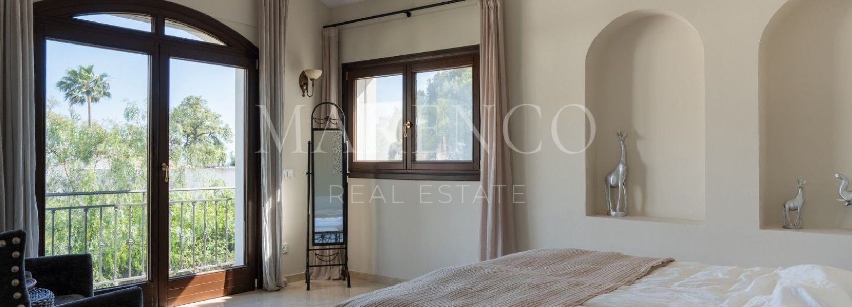 Villa  in El Rosario, Marbella Oost, Marbella