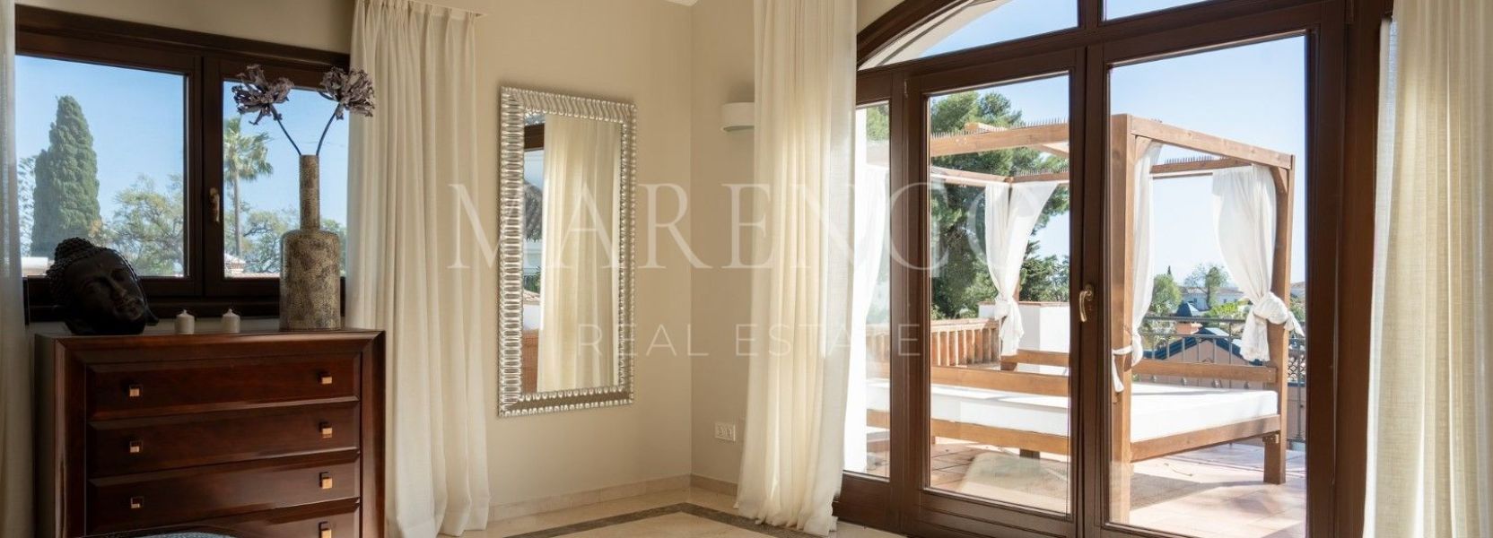 Villa  in El Rosario, Marbella Oost, Marbella