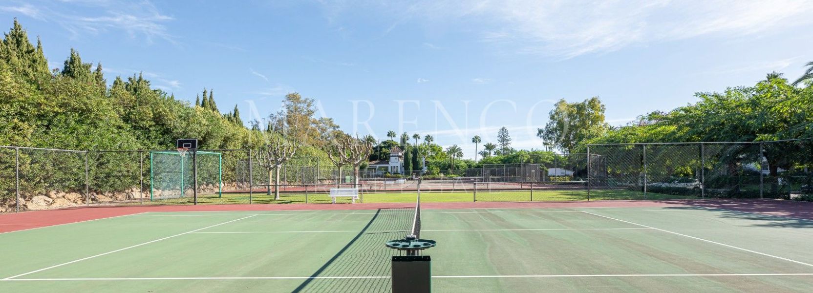 Appartement rez de chaussée à Alcazaba Beach, Estepona Est, Estepona