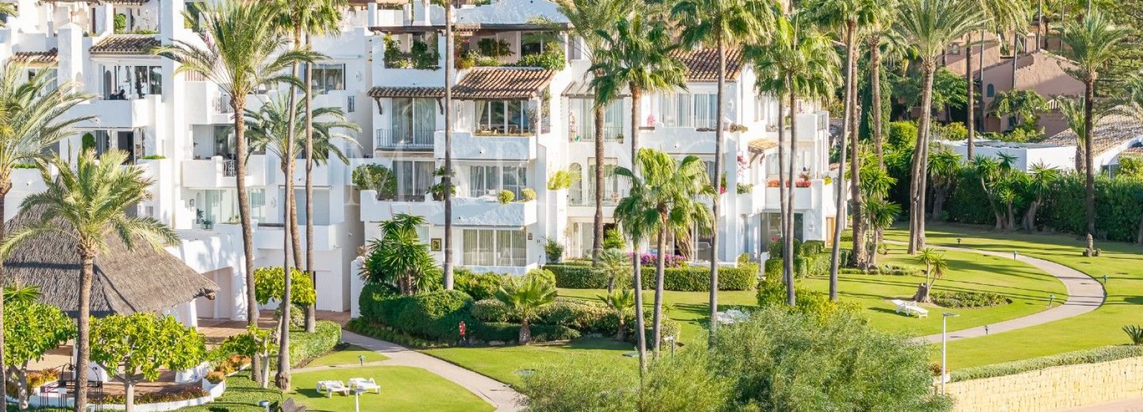 Appartement rez de chaussée à Alcazaba Beach, Estepona Est, Estepona