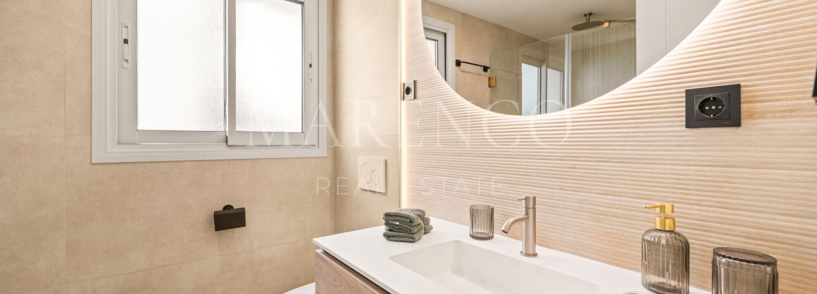 Apartment in Palacetes Los Belvederes, Nueva Andalucia, Marbella