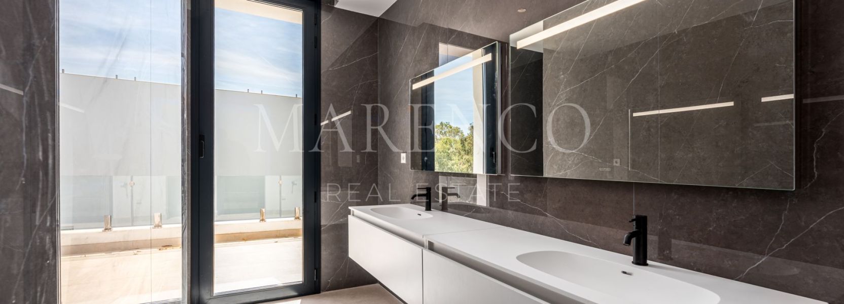 Villa in Monte Biarritz, Estepona Ost, Estepona