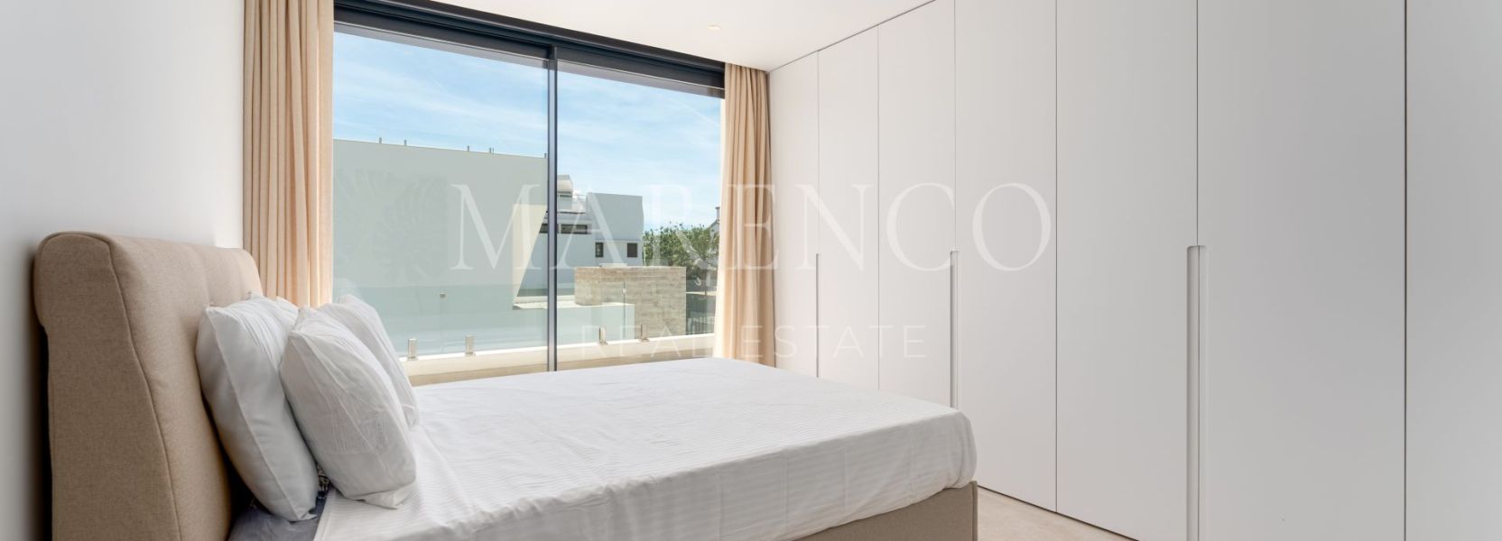 Villa in Monte Biarritz, Estepona Ost, Estepona