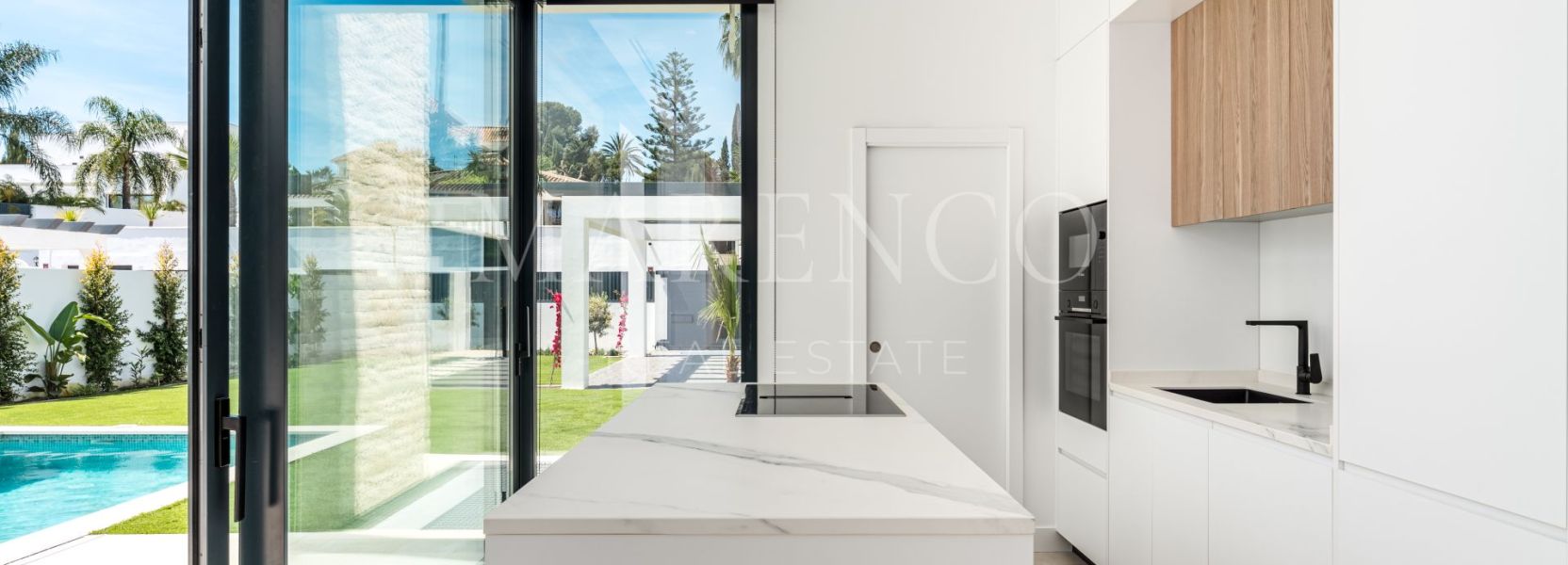 Villa in Monte Biarritz, Estepona Ost, Estepona